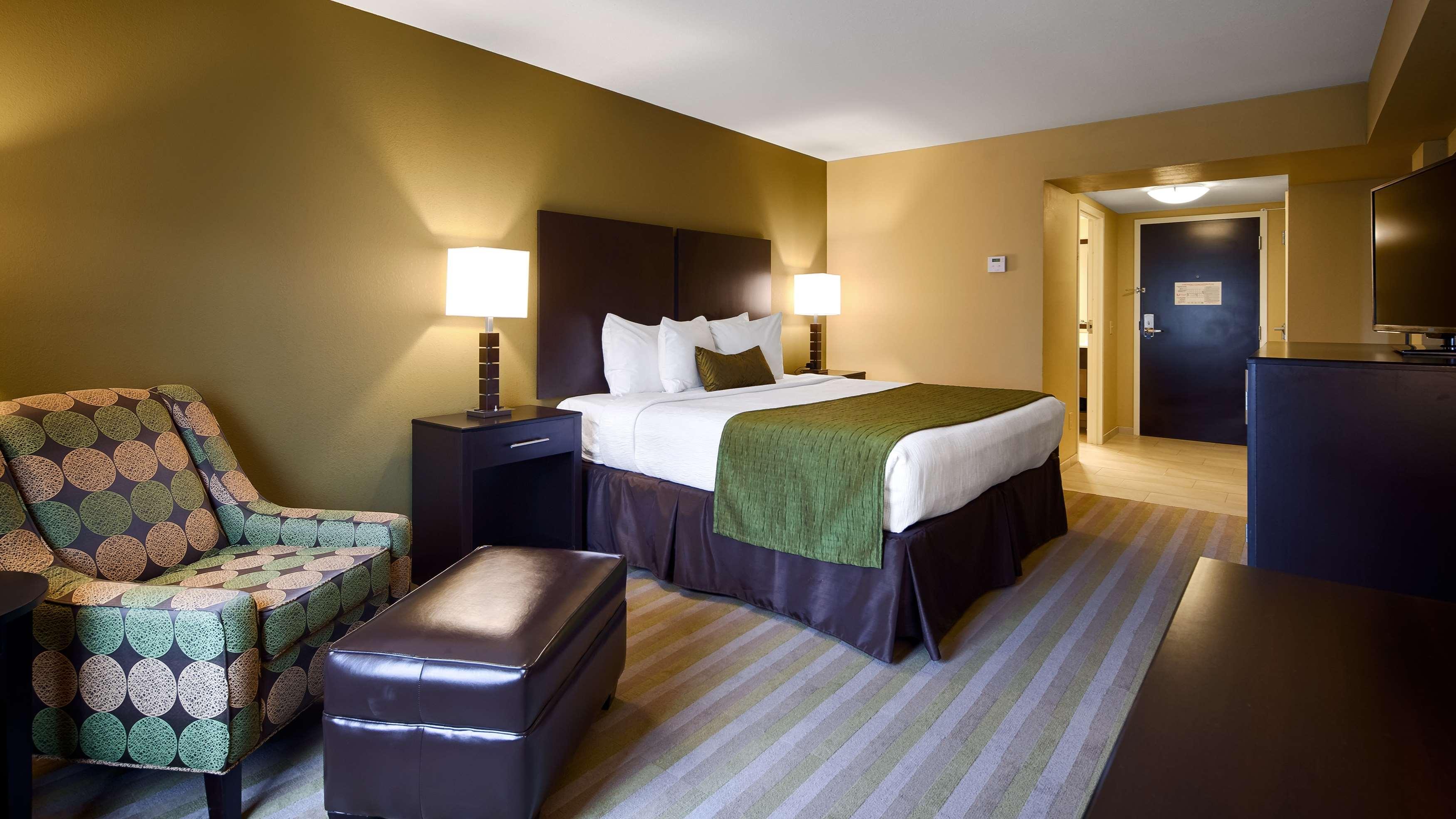 Best Western Plus Thornburg Inn & Suites Eksteriør bilde