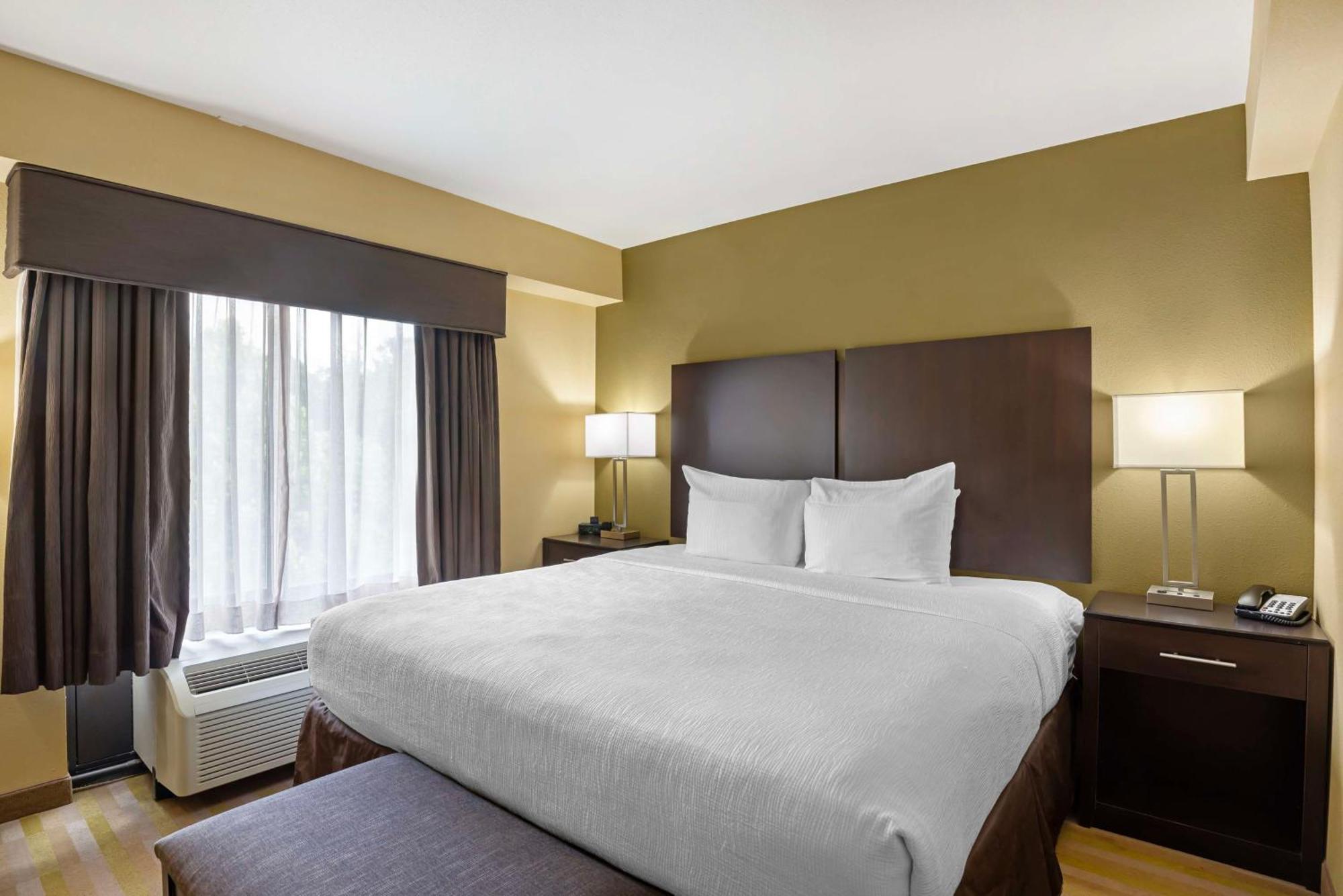 Best Western Plus Thornburg Inn & Suites Eksteriør bilde