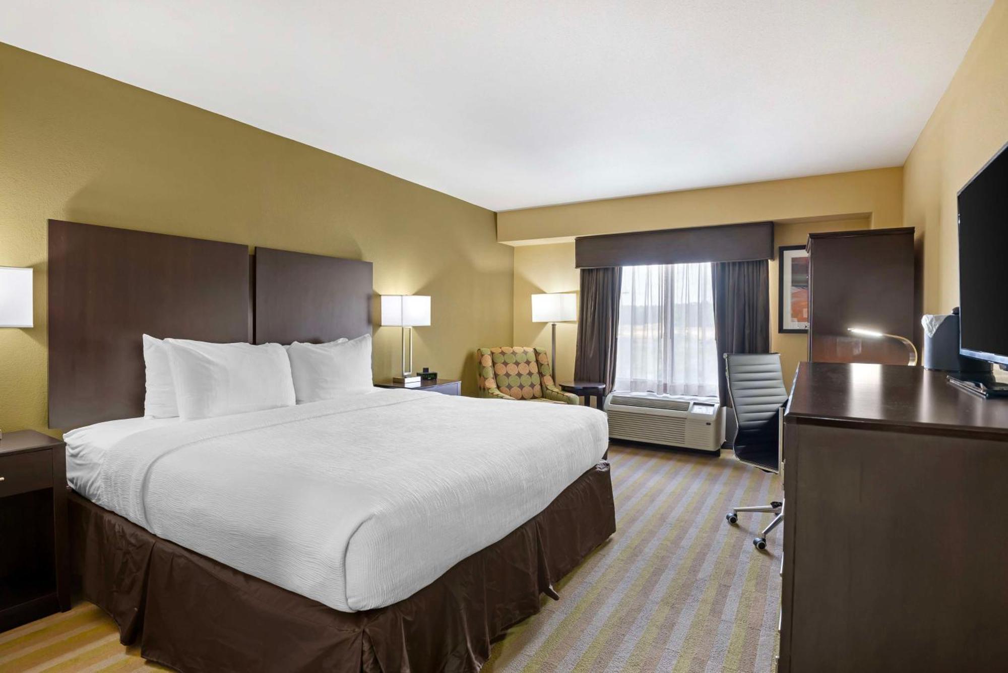 Best Western Plus Thornburg Inn & Suites Eksteriør bilde