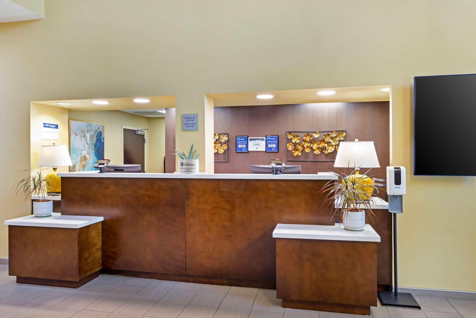 Best Western Plus Thornburg Inn & Suites Eksteriør bilde